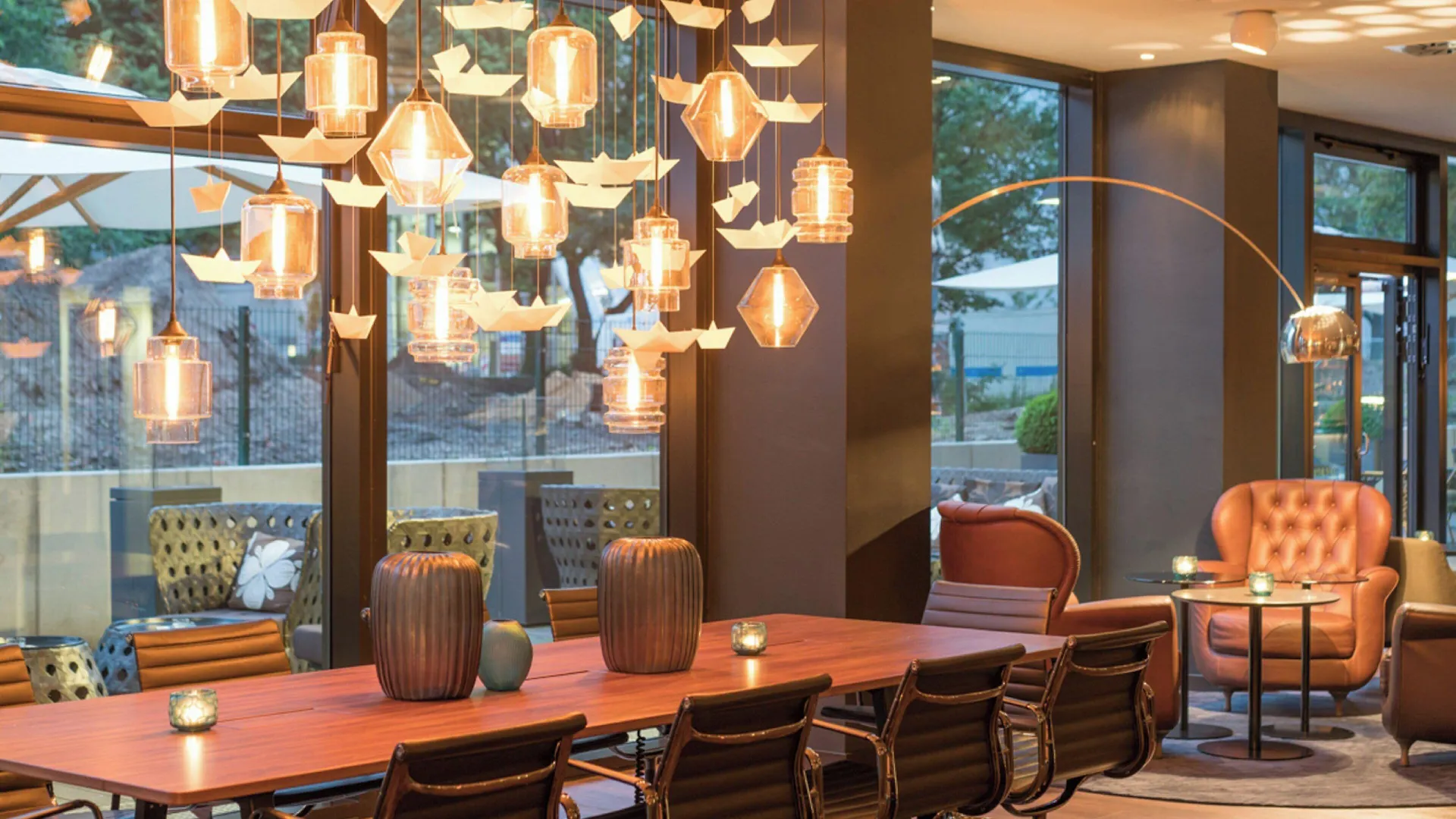 15 Smart Central Hotels In Hamburg Worth Booking